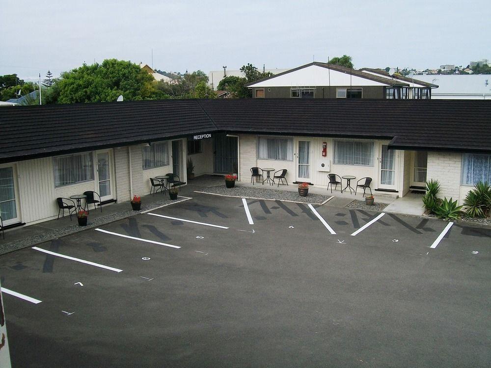 Cedar Court Motel Napier Exterior foto
