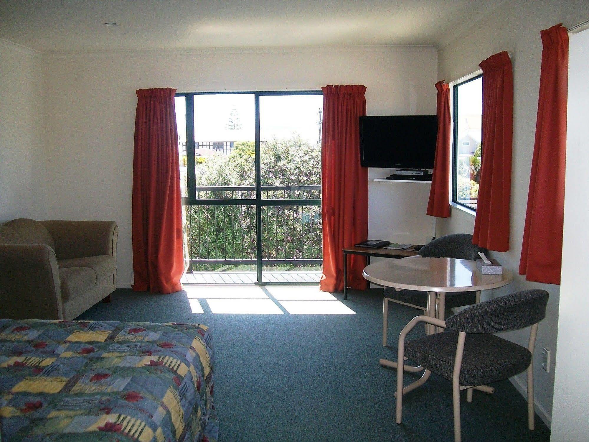 Cedar Court Motel Napier Exterior foto